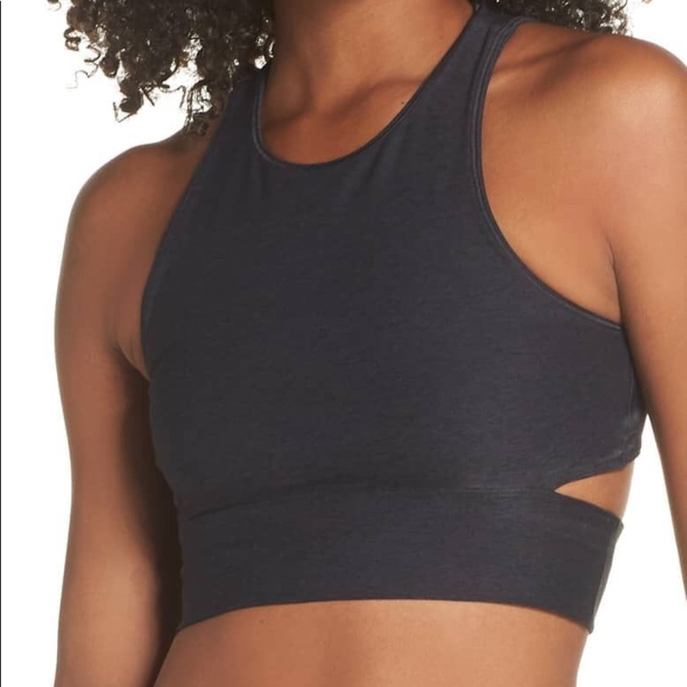 OV NWT Slashback Crop